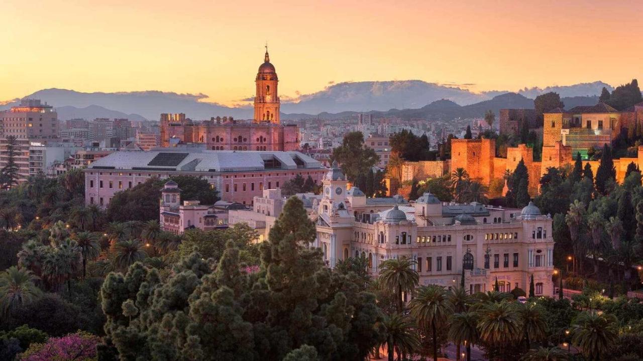 Apto Malaga Centro Historico Parking Priv Gratuito Exterior photo